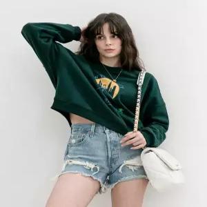 [윅][CROP FIT]N.Y.C MARATHON SWEAT SHIRT-DARK GREEN