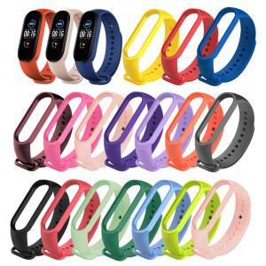 Xiaomi MiBand 5 6 7 스트랩 스포츠 용 실리콘 팔찌 Mi Band 스마트 밴드 액세서리 다채로운 시계 손목