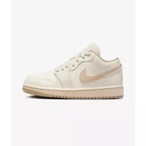 (국내매장판 Nike) 나이키 우먼스 에어 조던 1 로우 DC0774 112