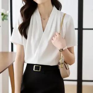 [블랙퀸][블랙퀸] 브이랩 새틴 반팔 화이트 셔츠 blk004673