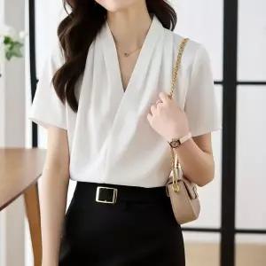 [하프클럽/]브이랩 새틴 반팔 화이트 셔츠 blk004673