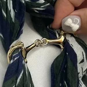 고급골져스스카프링 패션 스카프링 고리 D형 골드 스카프링 계절패션 진주 쁘띠 스카프