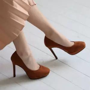 국내제작 둥근코 가보시 스웨이드 여성구두 펌프스힐Y