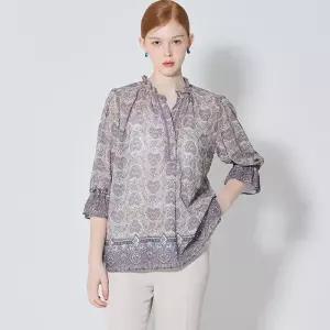 [르샵][르샵(LeShop)] 레이스 프릴 오픈카라 프린팅 블라우스 (택가격 99000원)