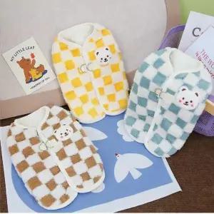 겨울 강아지옷 곰돌이 패치 체크 보아 후리스 조끼