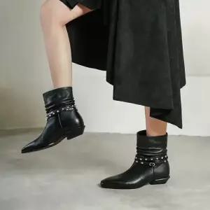 엘럽 여성용 양가죽 부츠 워커 버클장식 힐 스틸레토 앵클부츠 워커힐 박템5