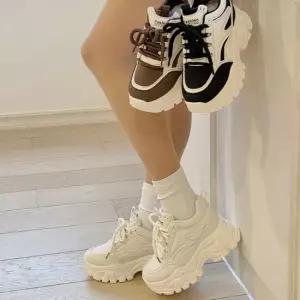 남녀공용 키높이 슬립온 런닝화 여성슬립온 가을