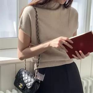 [시즌오프]목폴라 이너 겨울 하객룩 캡소매 크롭 반팔 티셔츠_5