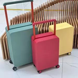 캐리어22인치 암호잠금 하드케이스 승무원 가방 기내