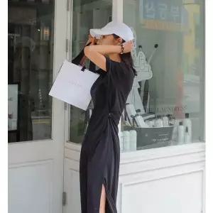 [다바걸]밀릿버튼원피스