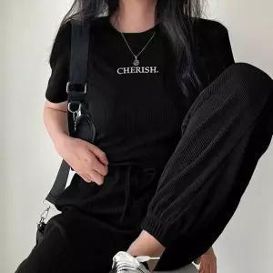 [하프클럽/셀러허브_여성트랜드패션]골덴느낌 니트치마세트 레터링 밴딩