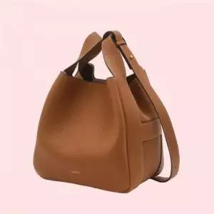 헤지스액세서리 쇼핑백동봉 브라운 로고프린트 소가죽 레더 토트백 핸드백 가방 HIBA5F311W2 4371734