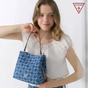 게스 26SS 글로벌 직수입 버킷백