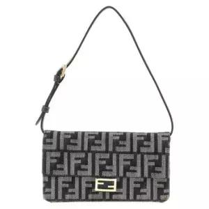 펜디 MUST IT_FENDI Wallet On Chain Fabric FF Effect 8M0498 AUT4 F1UJ5) 바게트 체인 지갑)