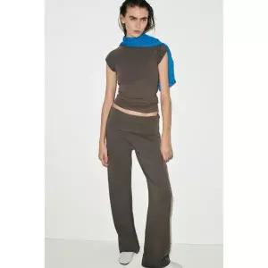 ZARA 워싱 이펙트 래글런 슬리브 티셔츠 - 밍크 371739