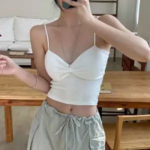 [신세계라이브쇼핑][옷자락] 여자 여름 백리스 꼬임 셔링 크롭 슬림핏 이너캡 나시