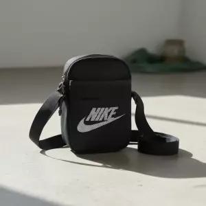 나이키 헤리티지 스몰 크로스백 슬링백 여행용 미니백 BA5871-010