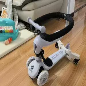 성인용 킥보드 삼발 접이식 퀵보드 세발킥보드 출퇴근 여성 높이조절 삼륜 스쿠터 발킥보드