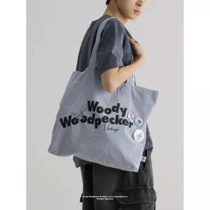 [에잇세컨즈] [Woody Woodpecker] 우디 우드페커  스트라이프 핀버튼 빅 토트백  스카이블루 (4564D2SSAQ)