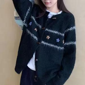 여성 꽃 자수 니트 라운드 가을 겨울 가디건 블랙 여자 꽃자수 사무실 기본 꽃가디건