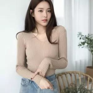 [라일리여성의류] Rly 베르 슬림핏 브이넥 골지 니트 슬림핏니트 데일리