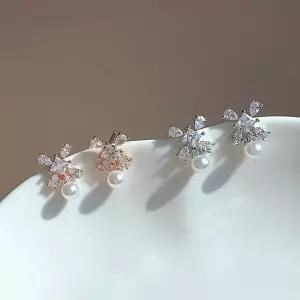 [신세계라이브쇼핑][옷자락] 여자 은침 미니 플라워 담수진주 큐빅 귀걸이