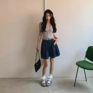 [하프클럽/옷자락]여자 스티치 면 와이드 큐롯 데님 반바지