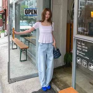 여자 요즘 유행 커브드 넓은 라이트블루 진 팬츠