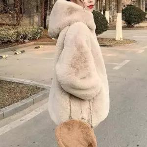 에이치에스라이프 겨울 퍼자켓 모피 점퍼 코트 부드러운 퍼 아우터 넉넉한 오버핏 디자인 후드