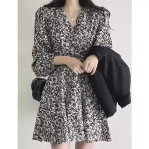 [하프클럽/]여성 플라워 플레어 미니 스커트 1P A라인 데이트