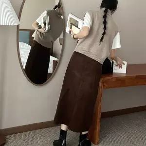 [하프클럽/]캐주얼 슬림핏 날씬 겨울 벨벳 트임 골덴 롱 스커트