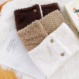 [하프클럽/]포근 파인애플퍼 더블버튼 넥워머