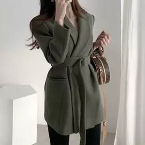 여성숏코트 모던 클래식 모직 하프코트 누빔안감 어깨패드 데일리