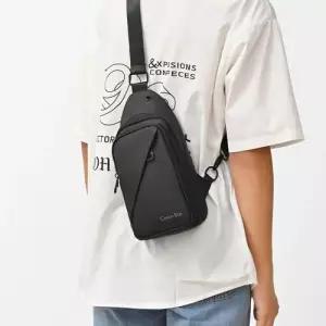 원더맨 남성용 숄더백 데일리룩 외출 가벼운 겸 브래지어 크로스백 가방 KUK5