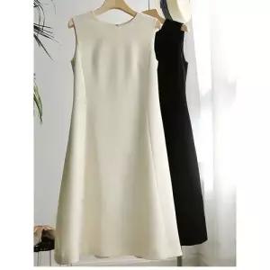 EAMT 스커트 원피스 화이트 검정 여자 슬림핏 깔끔한 정장 스타일 EUNG1