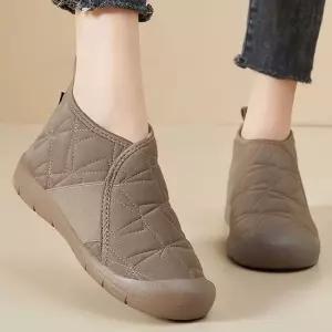 친절한탄씨 여성 퍼안감 기모 패딩부츠 겨울 운동화 방한 슬립온 2색 패딩화 할머니털신발 털신