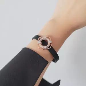 [하프클럽/]여자 이태리 송아지 가죽 고급스러운 큐빅 지르코니아 팔찌