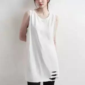 오너클랜 스포티 스타일리쉬 여성 트리플 커팅 민소매 나시 민소매티 이너티 여름나시티