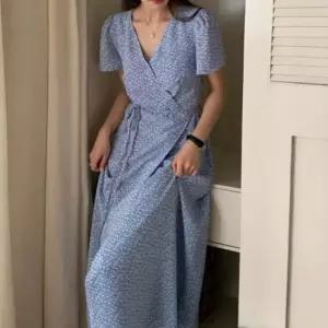 친절한탄씨 여성 청량한 블루 여름 플라워 브이넥 랩 롱원피스 원피스 쉬폰원피스 반팔원피스