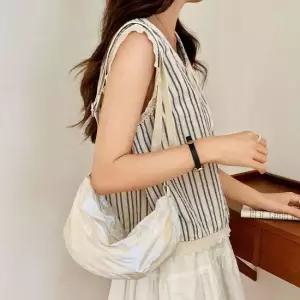 아이보리 가벼운 크로스 핸드폰가방 여행용크로스백 백 여행 데일리 핸드폰가방