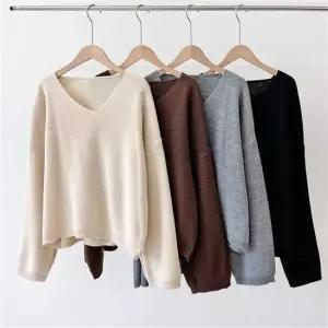 여자 가을 겨울 베이직 루즈핏 브이넥 니트 티셔츠