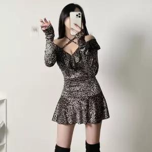 레오파드 벨벳 연말 오프숄더 카비 원피스 (7879079A)