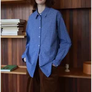 마이진 여성 가을 루즈핏 롱 셔츠 블라우스 체크 클래식 프렌치 빈티지 투톤 블루 긴팔 ADOR3