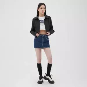 밑단턱 크랍 셔츠 블라우스 AQ1WBM69