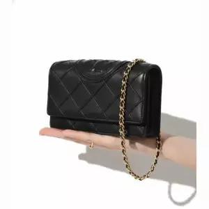 토리버치 MUST IT_ FLEMING SOFT CHAIN WALLET BAG 138853-001) 플레밍 소프트 체인 월렛 크로스백)