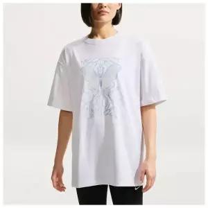 [나이키]여성 반팔티 NSW 오버핏 그래픽 반팔 티셔츠 IR6969-100 748278