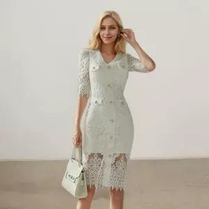 원피스 여성용 레이스 러블리한 힙업 브이넥 펀칭 인기1