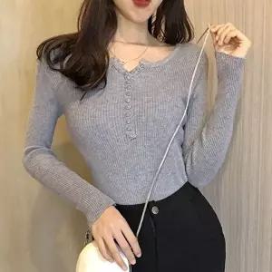 무지 스판 골지 티셔츠 단추 포인트 브이넥 슬림핏 (HSJ-WE97D7E)