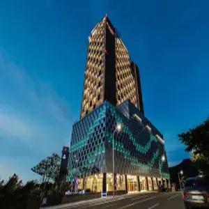 라마다 프라자 바이 윈덤 여수 호텔(Ramada Plaza by Wyndham Dolsan Yeosu)