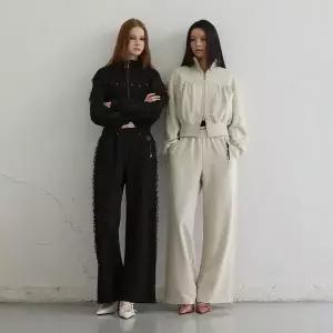 [에고이스트](강남점)[BLUE LABEL] 러플 디테일 트래이닝 팬츠 (ER3OPT02)